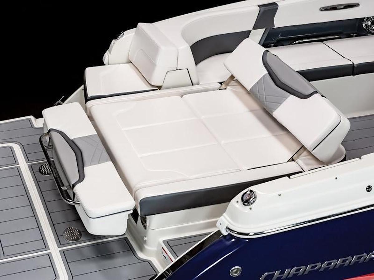 2025 Chaparral 307 SSX