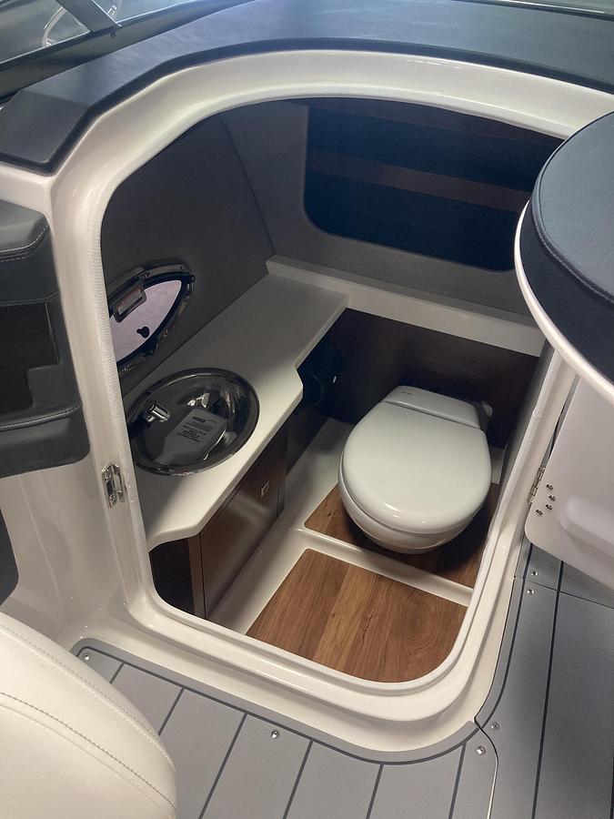 2025 Chaparral 307 SSX