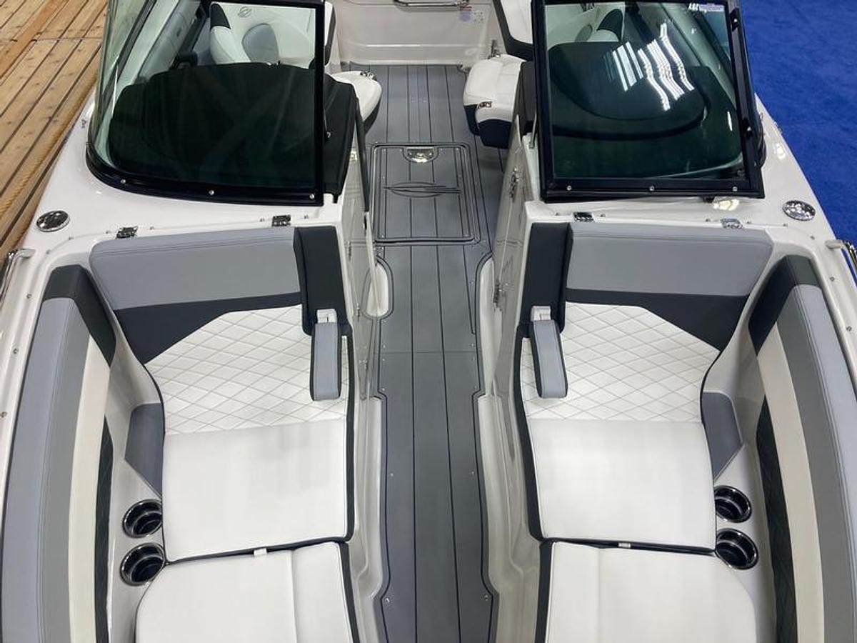 2025 Chaparral 267 SSX