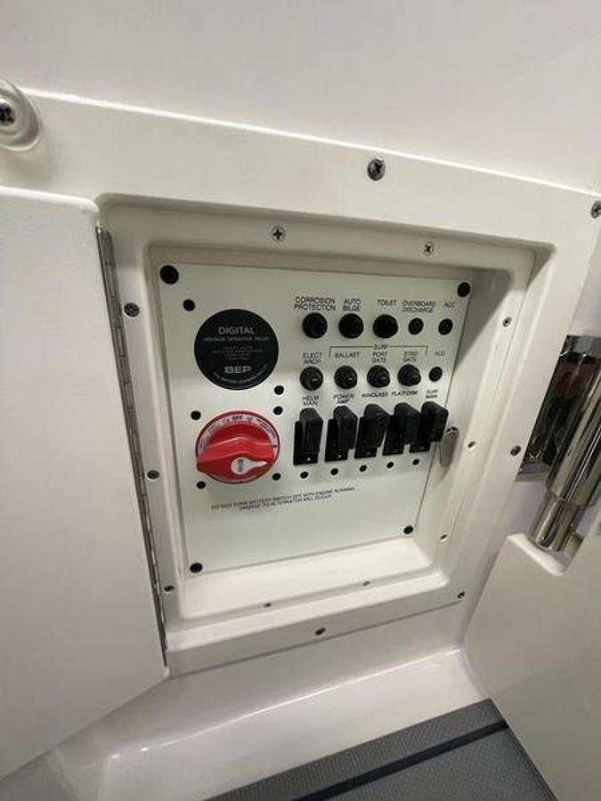 2024 Chaparral 28 Surf