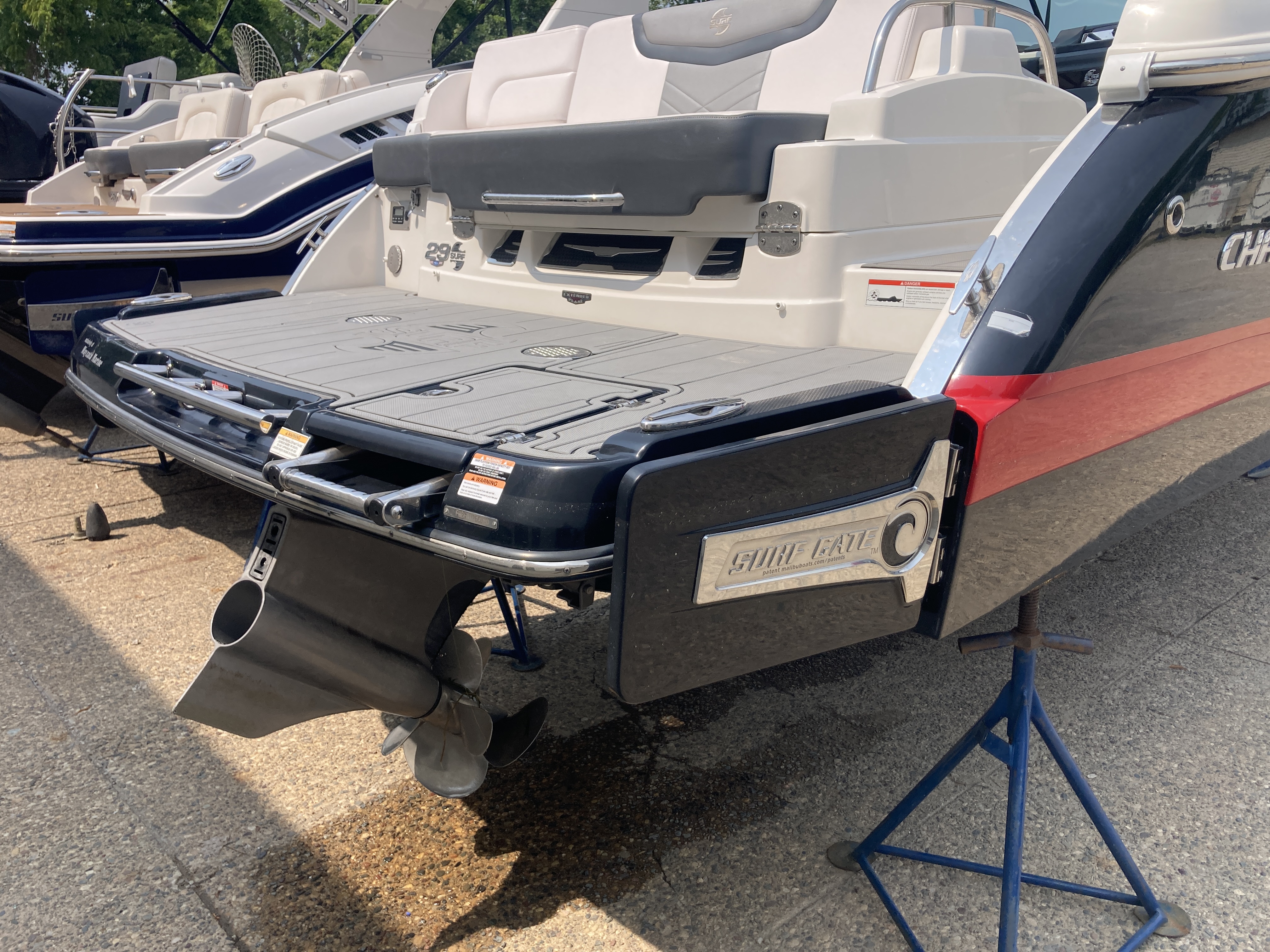Used 2020 Chaparral 297 Surf