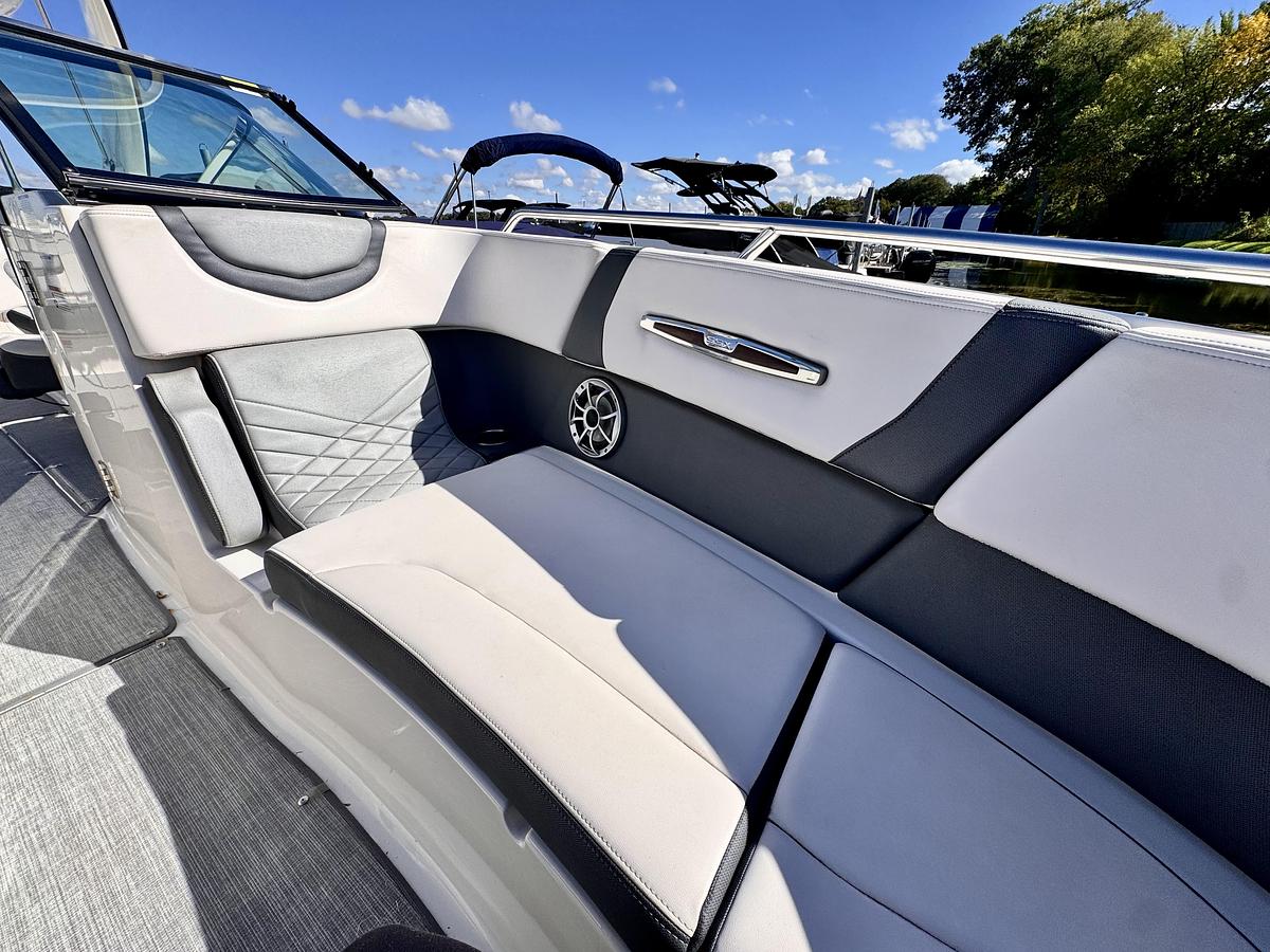 Used 2017 Chaparral 287 SSX