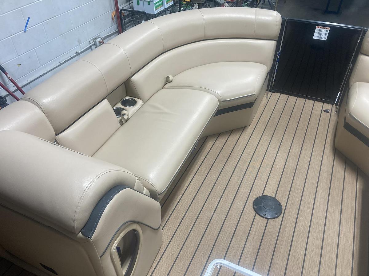 Used 2019 Southbay Pontoons 525SB2 3.0