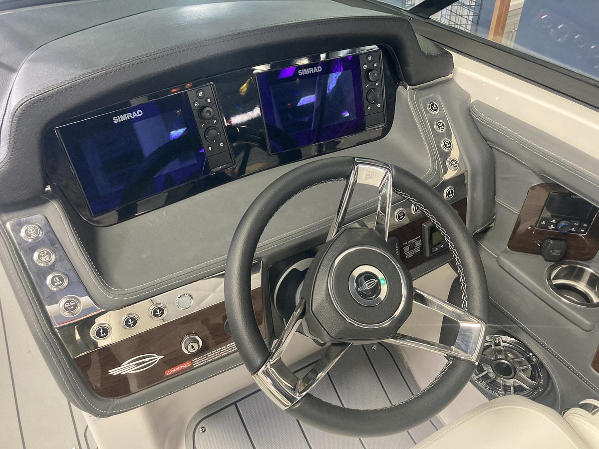 2025 Chaparral 307 SSX