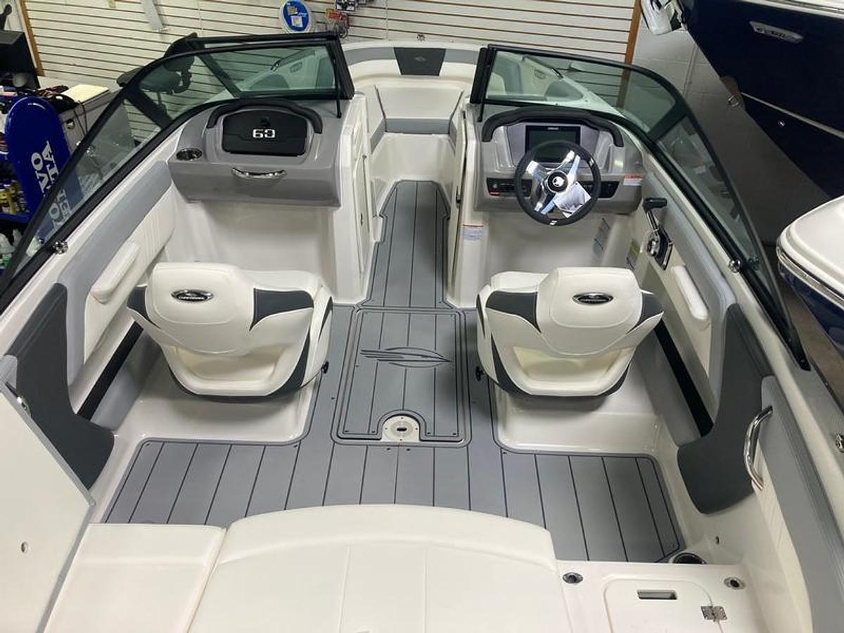 2025 Chaparral 21 SSi