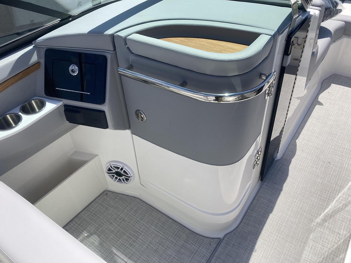 2026 Regal LS9 Surf