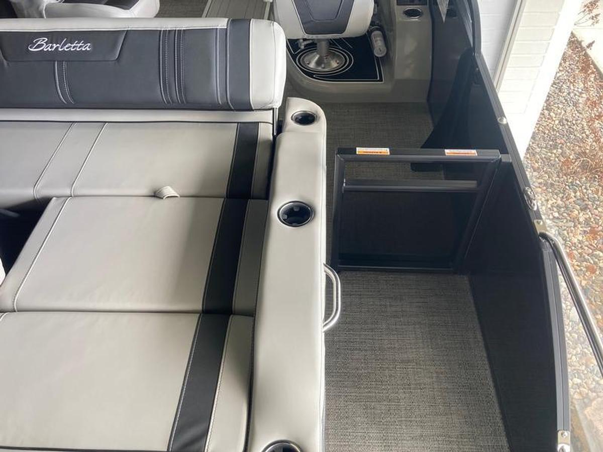 2025 Barletta Boats Corsa 23 UC