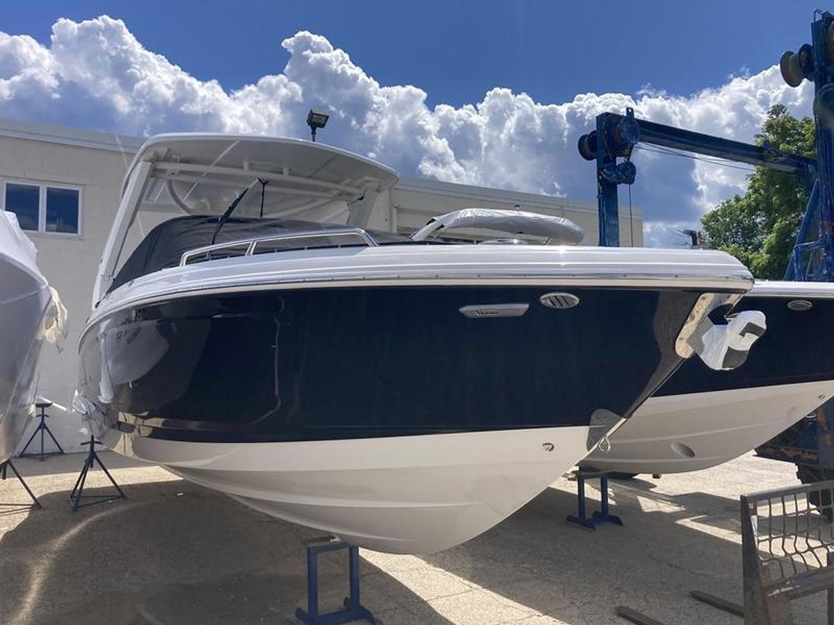 2025 Chaparral 307 SSX