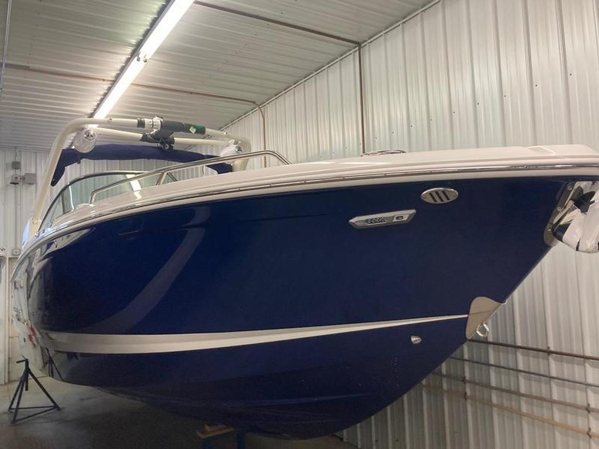 2024 Chaparral 28 Surf