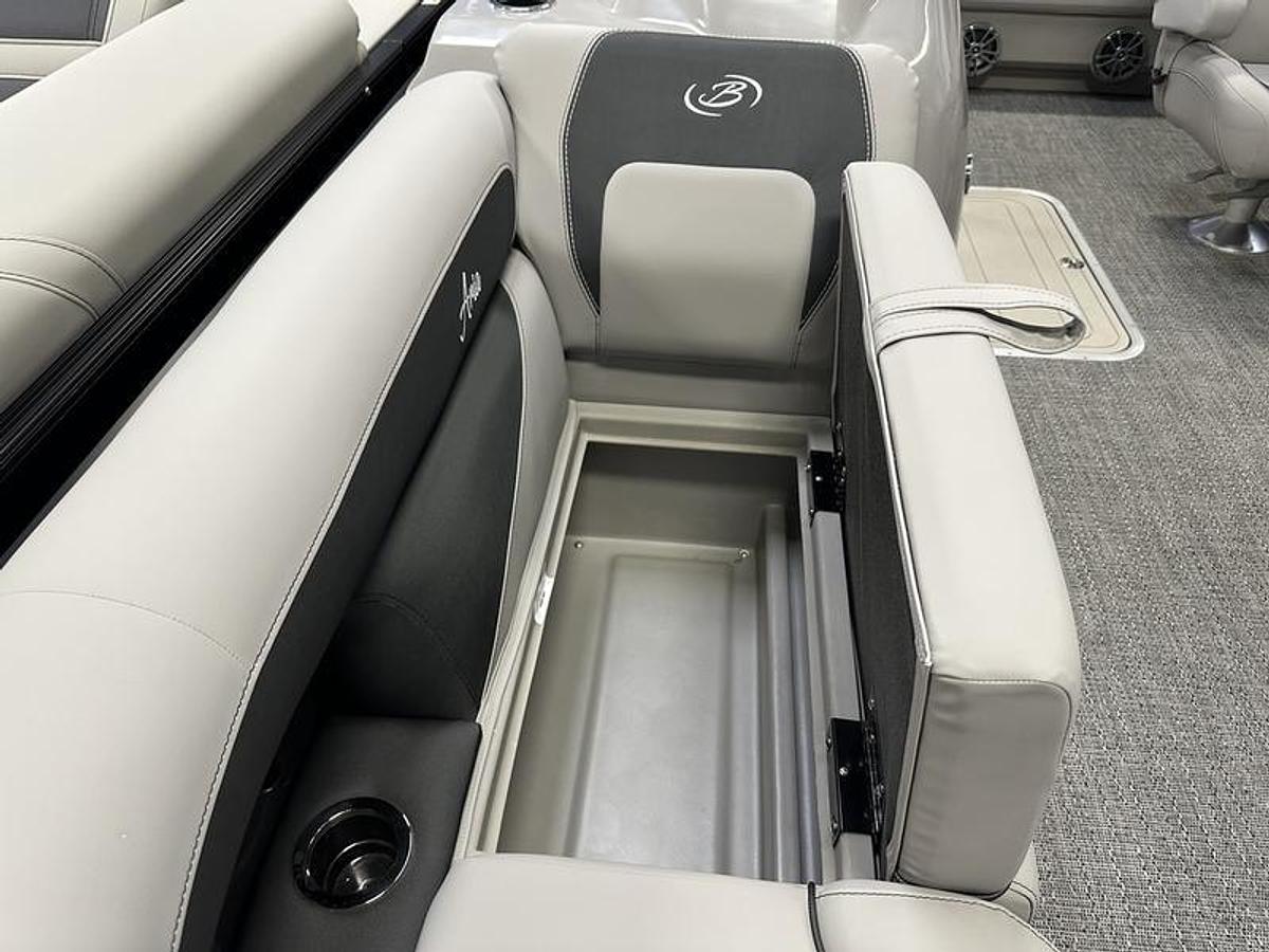 2025 Barletta Boats A22UC