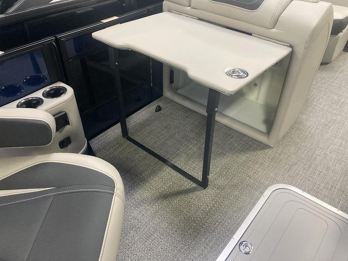 2026 Barletta Boats Corsa 23 UC