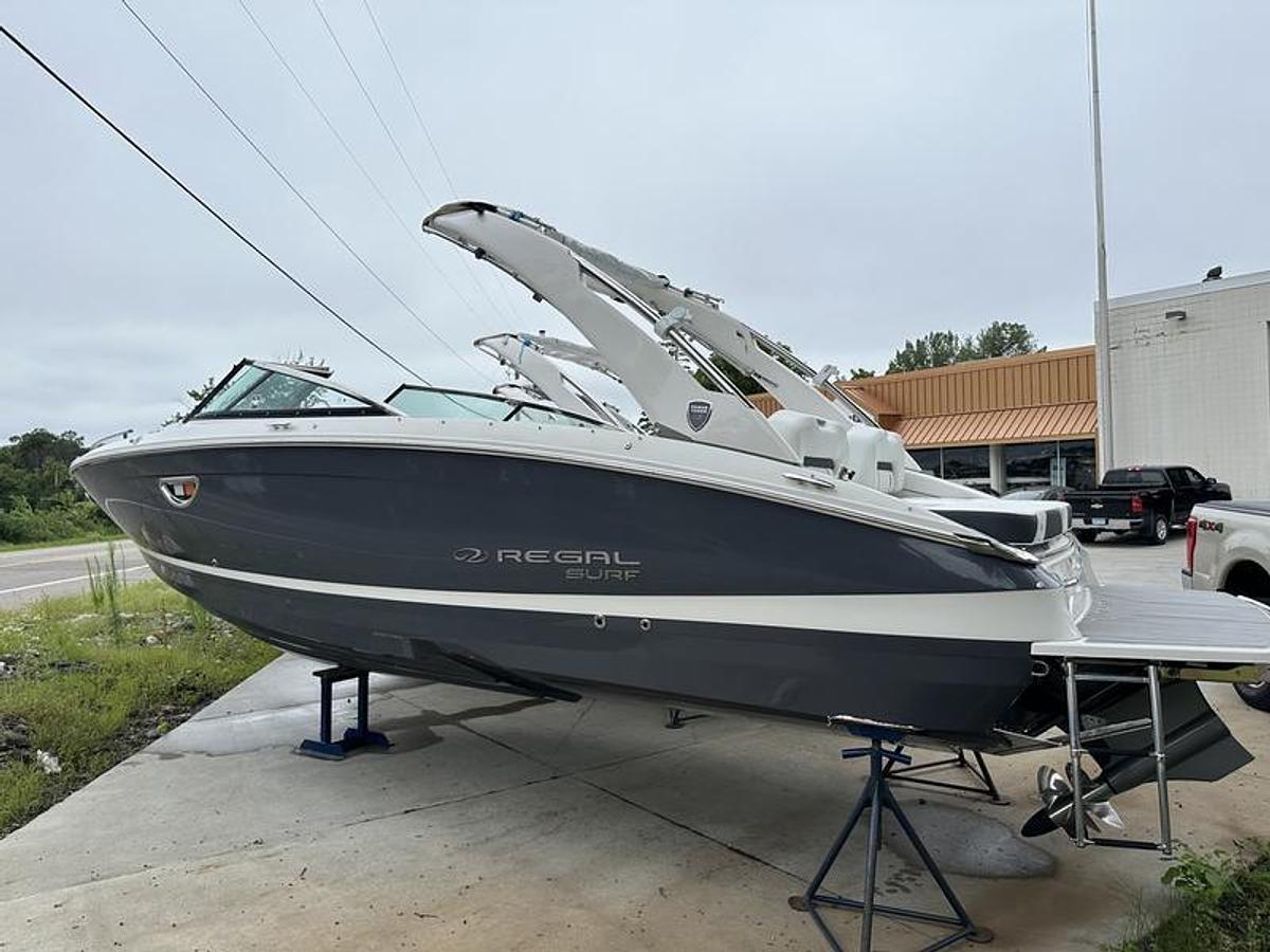 2025 Regal LS6 Surf