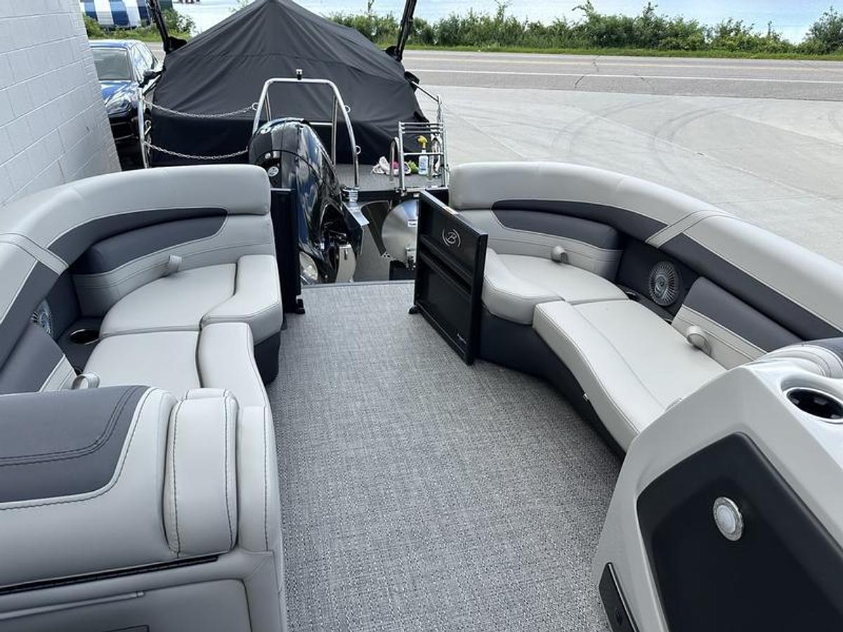 2025 Barletta Boats C22UC