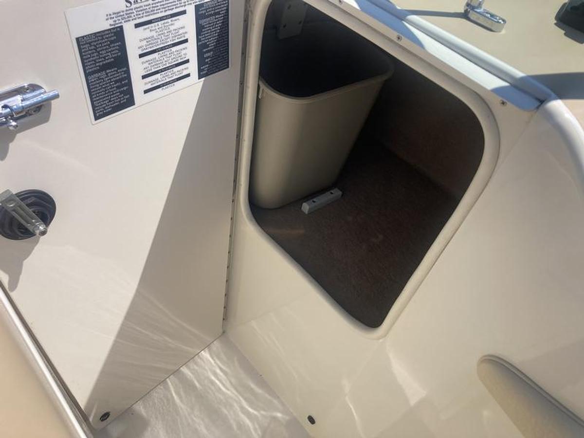 Used 1999 Sea Ray 210 Bowrider