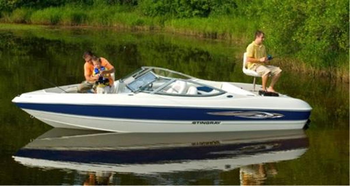 Used 2004 Stingray 195FX Ski Fish