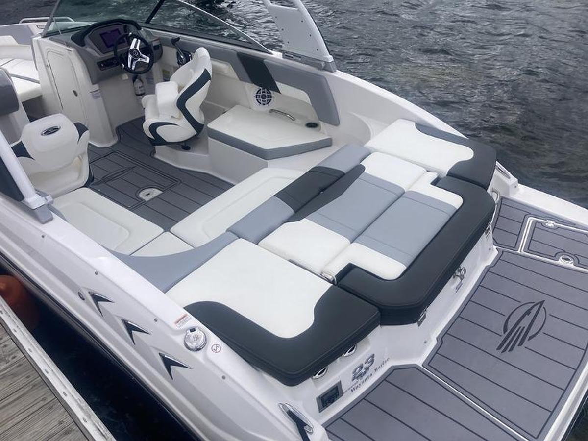 Used 2024 Chaparral 23 SSi