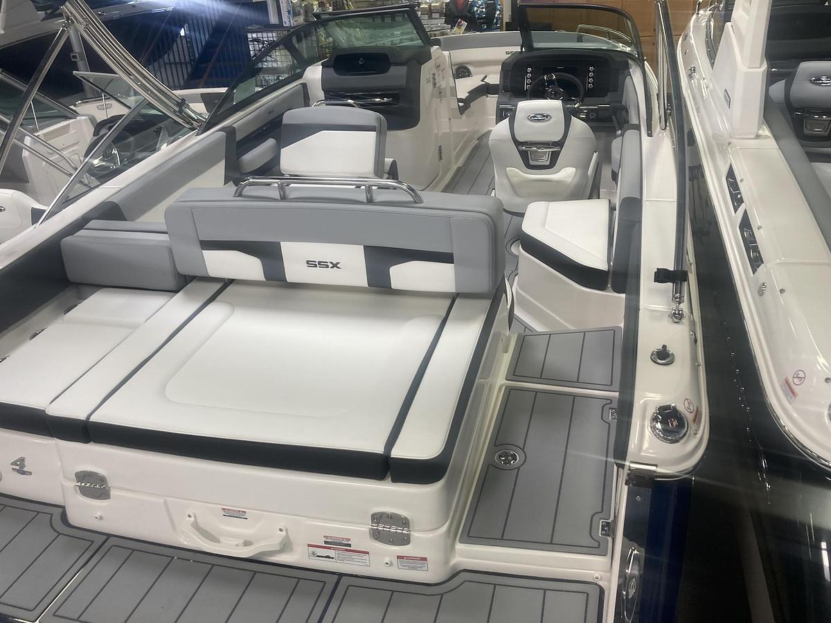 2026 Chaparral SSX 4