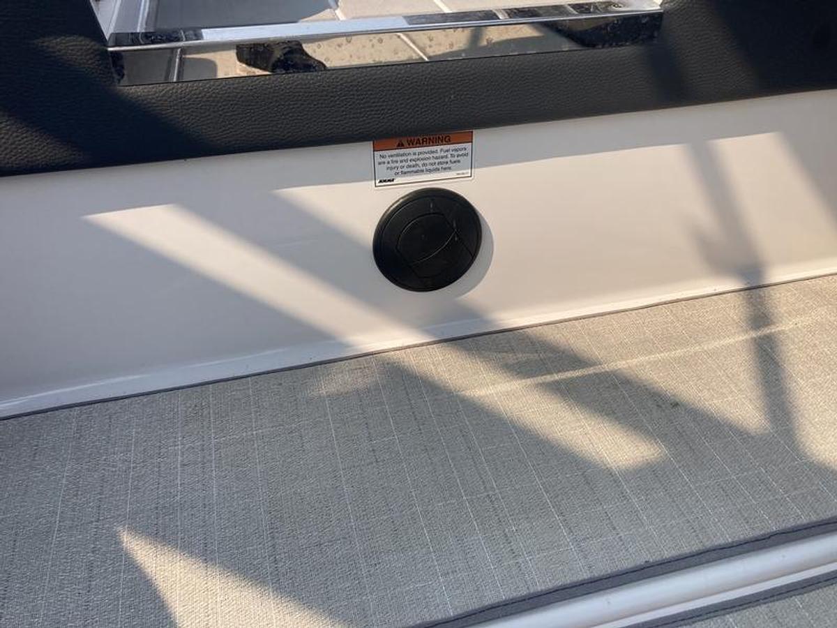 Used 2021 Regal 2800