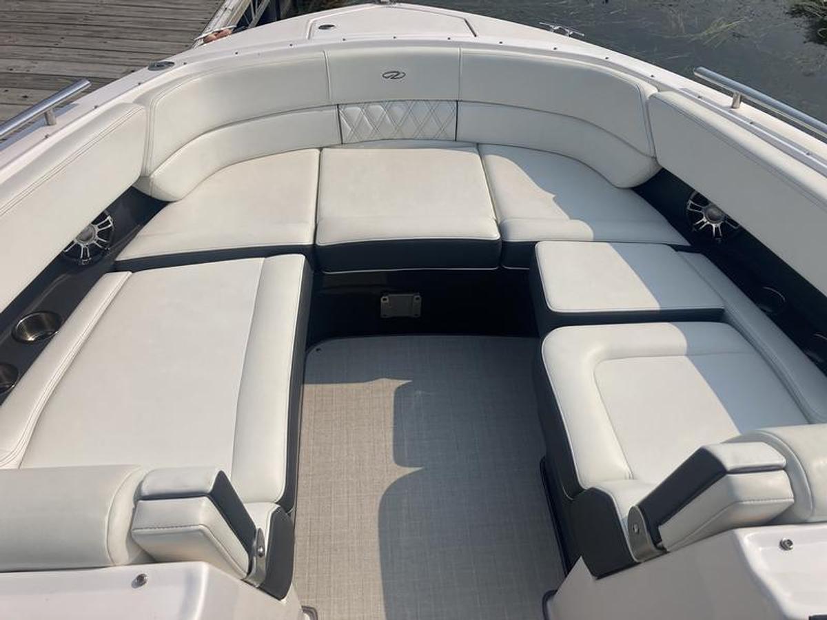 Used 2021 Regal 2800