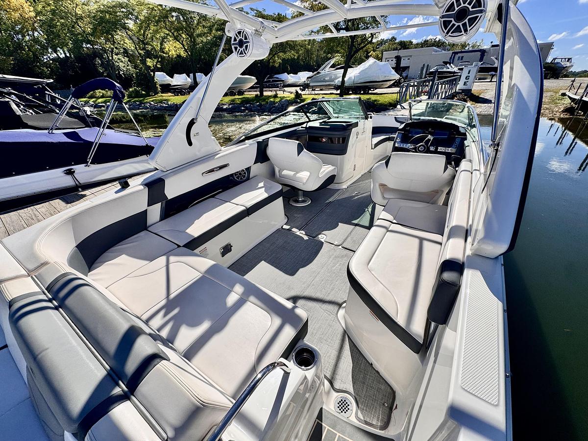 Used 2017 Chaparral 287 SSX