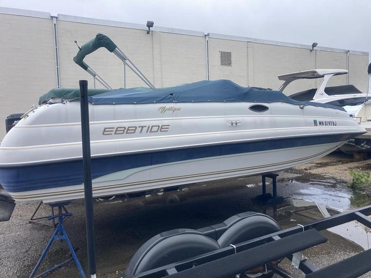 Used 2000 Ebbtide 2300 Mystique