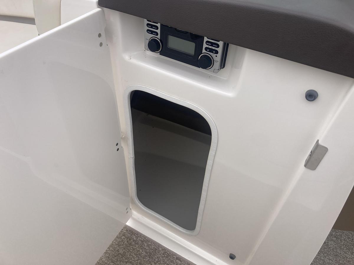 Used 2014 Chaparral 246 SSi