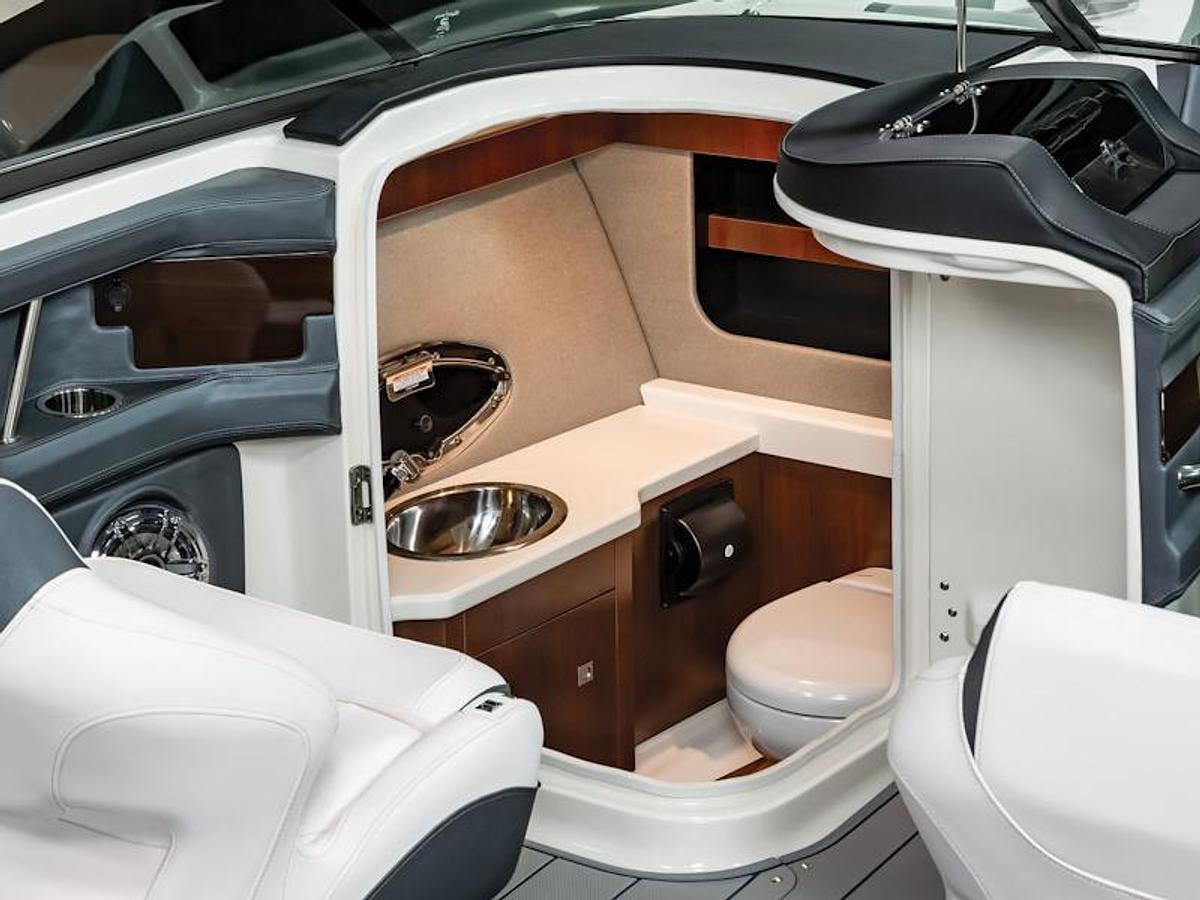 2025 Chaparral 307 SSX