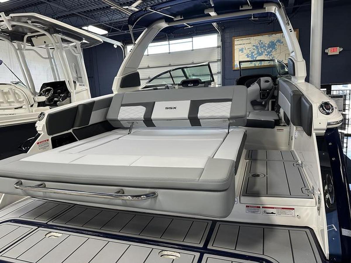 2025 Chaparral 2870 SSX