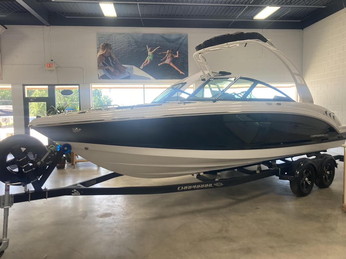 2026 Chaparral 23 SSi