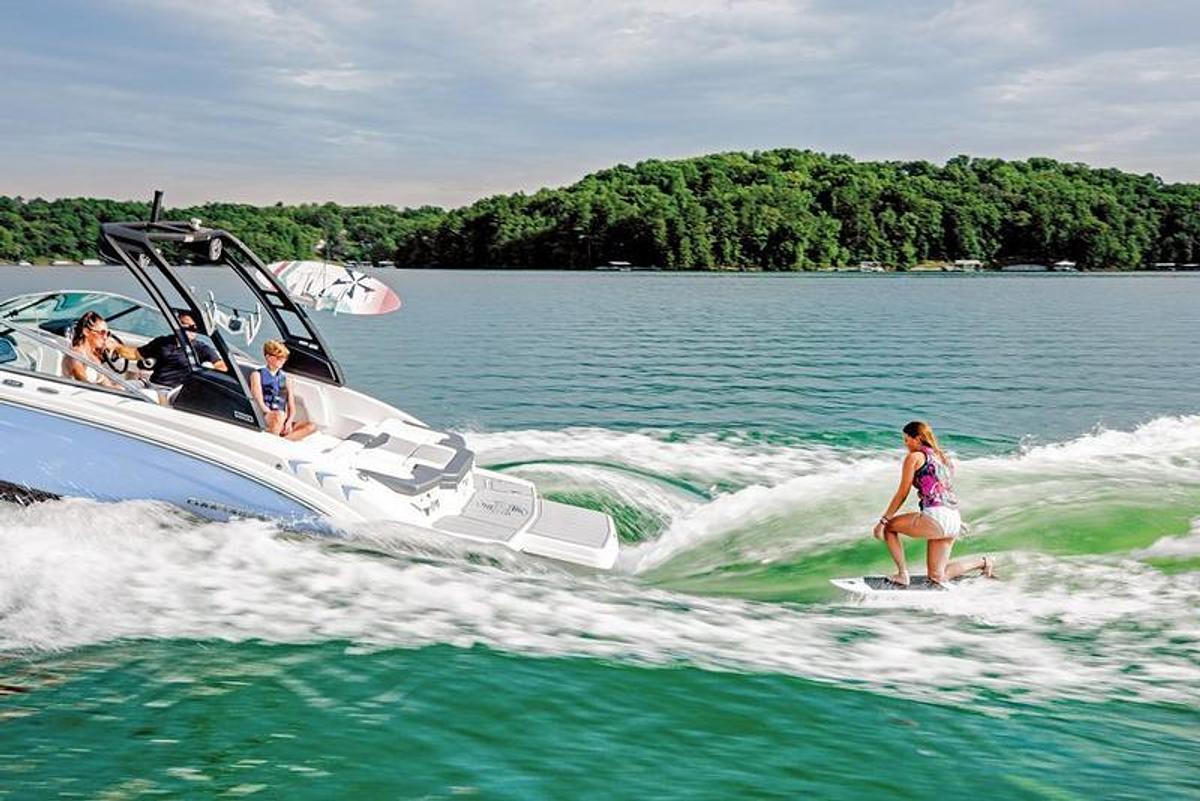 2024 Chaparral 23 Surf