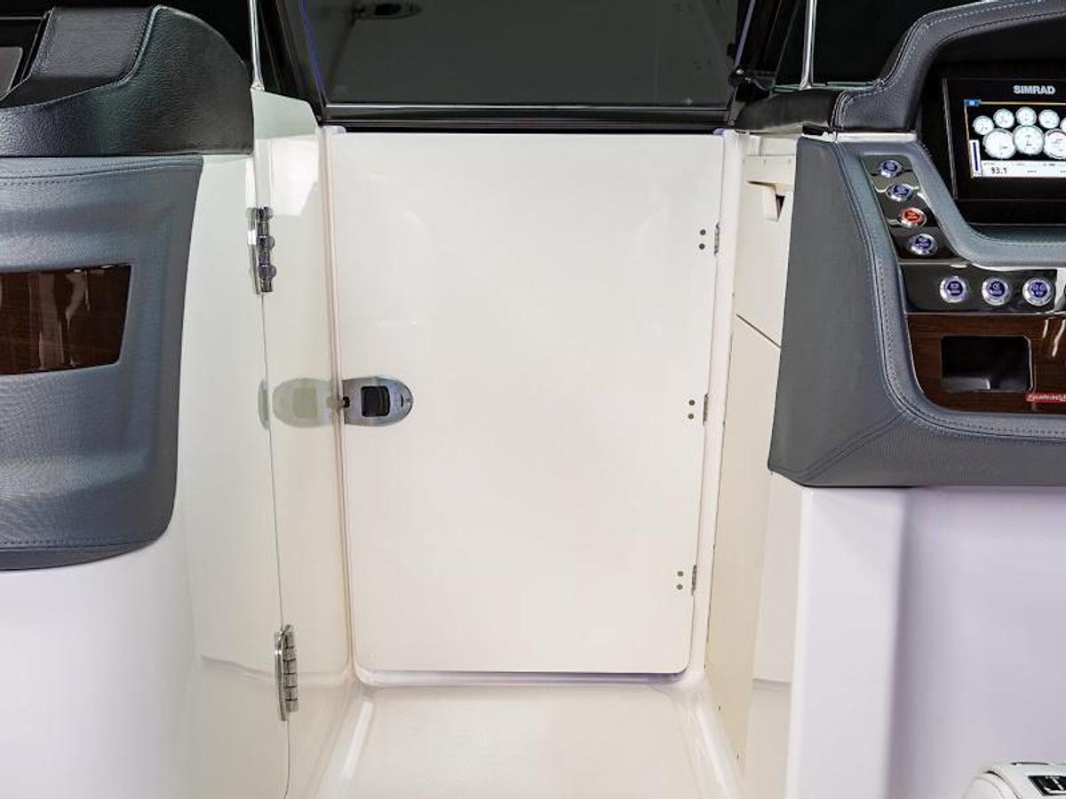 2025 Chaparral 307 SSX