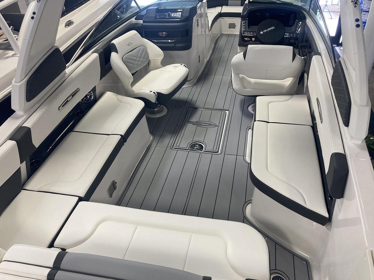 2025 Chaparral 307 SSX