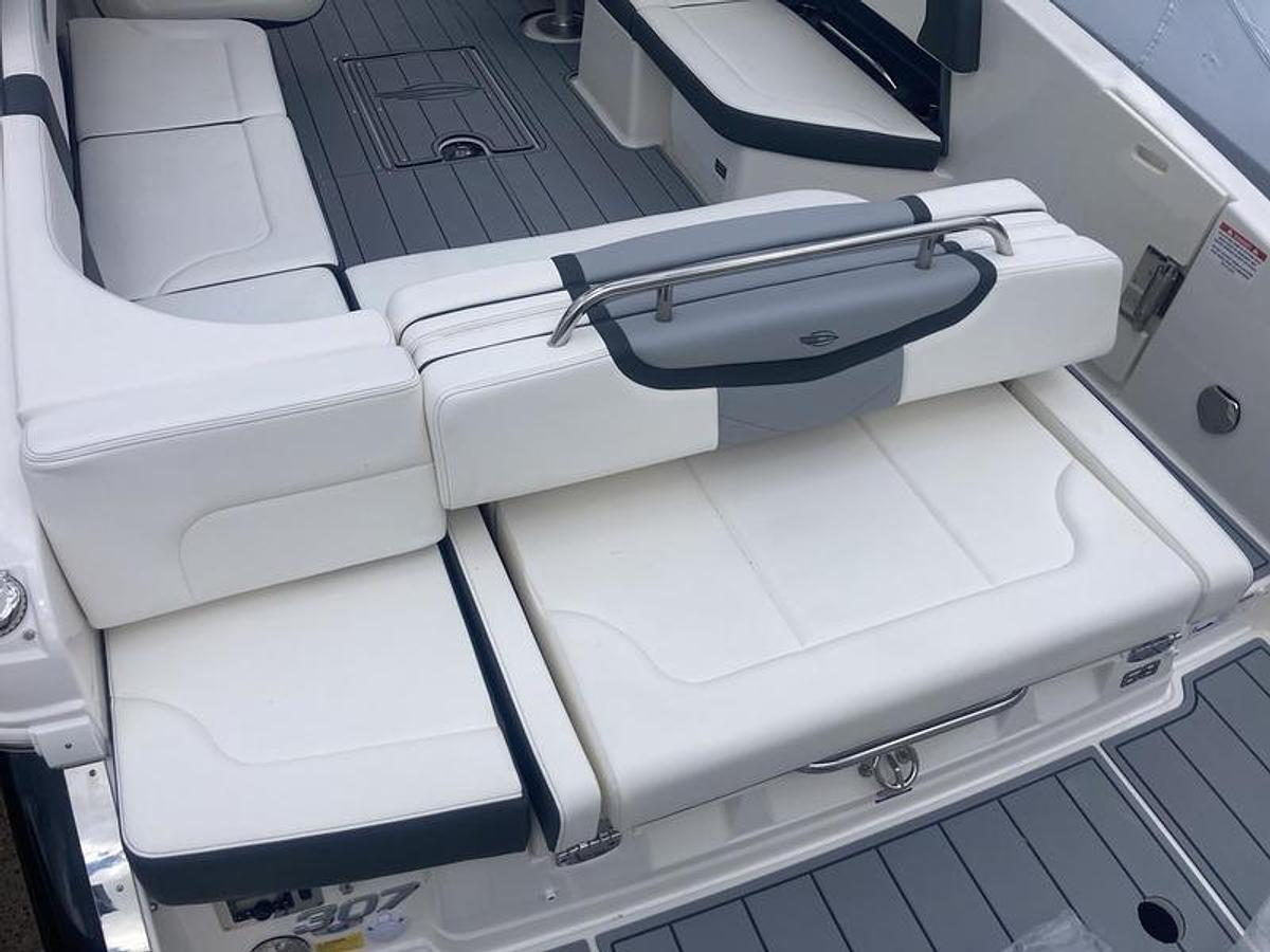 2025 Chaparral 307 SSX