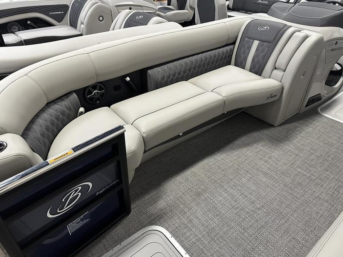 2025 Barletta Boats Lusso 25 UC