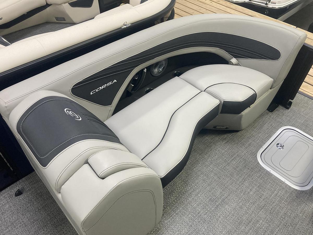 2026 Barletta Boats Corsa 23 UC