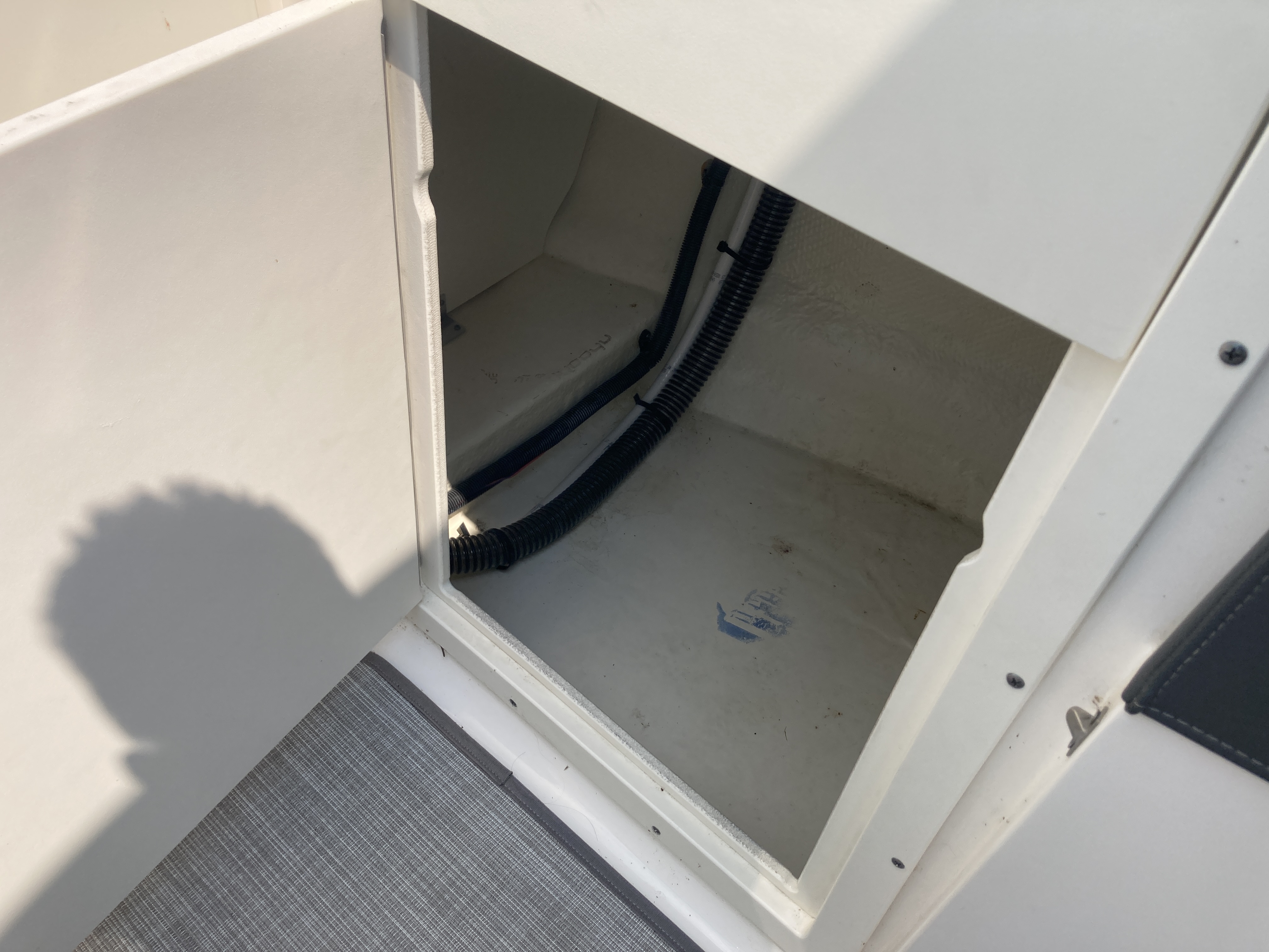 Used 2020 Chaparral 297 Surf