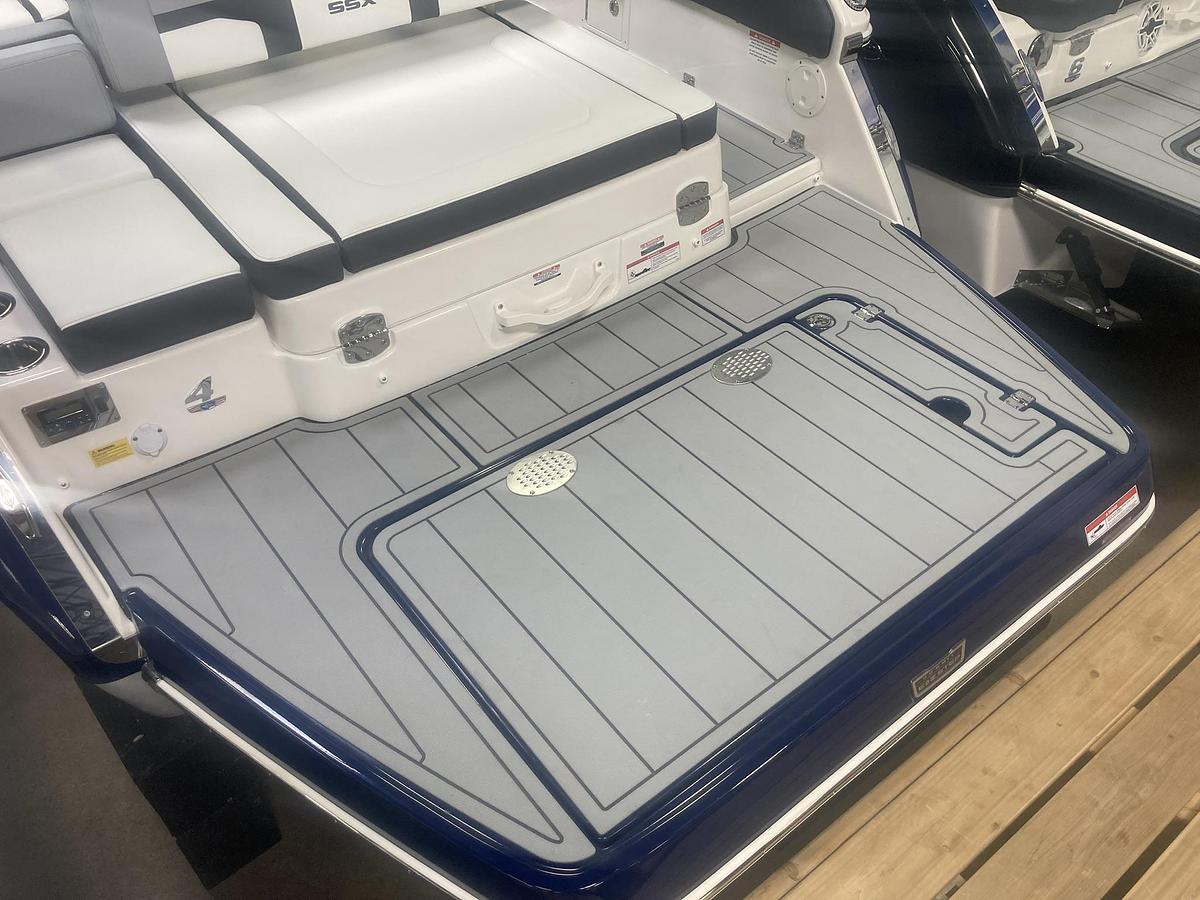 2026 Chaparral SSX 4