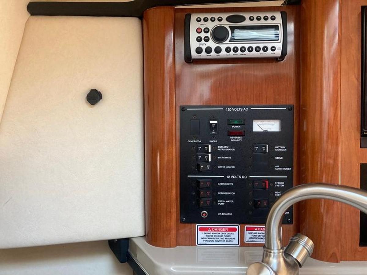 Used 2007 Sea Ray 240 Sundancer