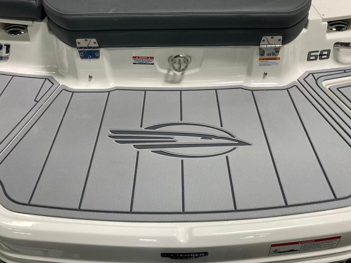 2025 Chaparral 21 SSi