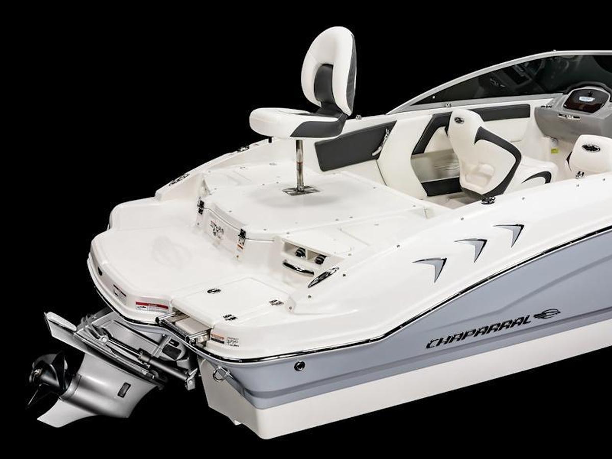 2025 Chaparral 21 SSi Ski & Fish
