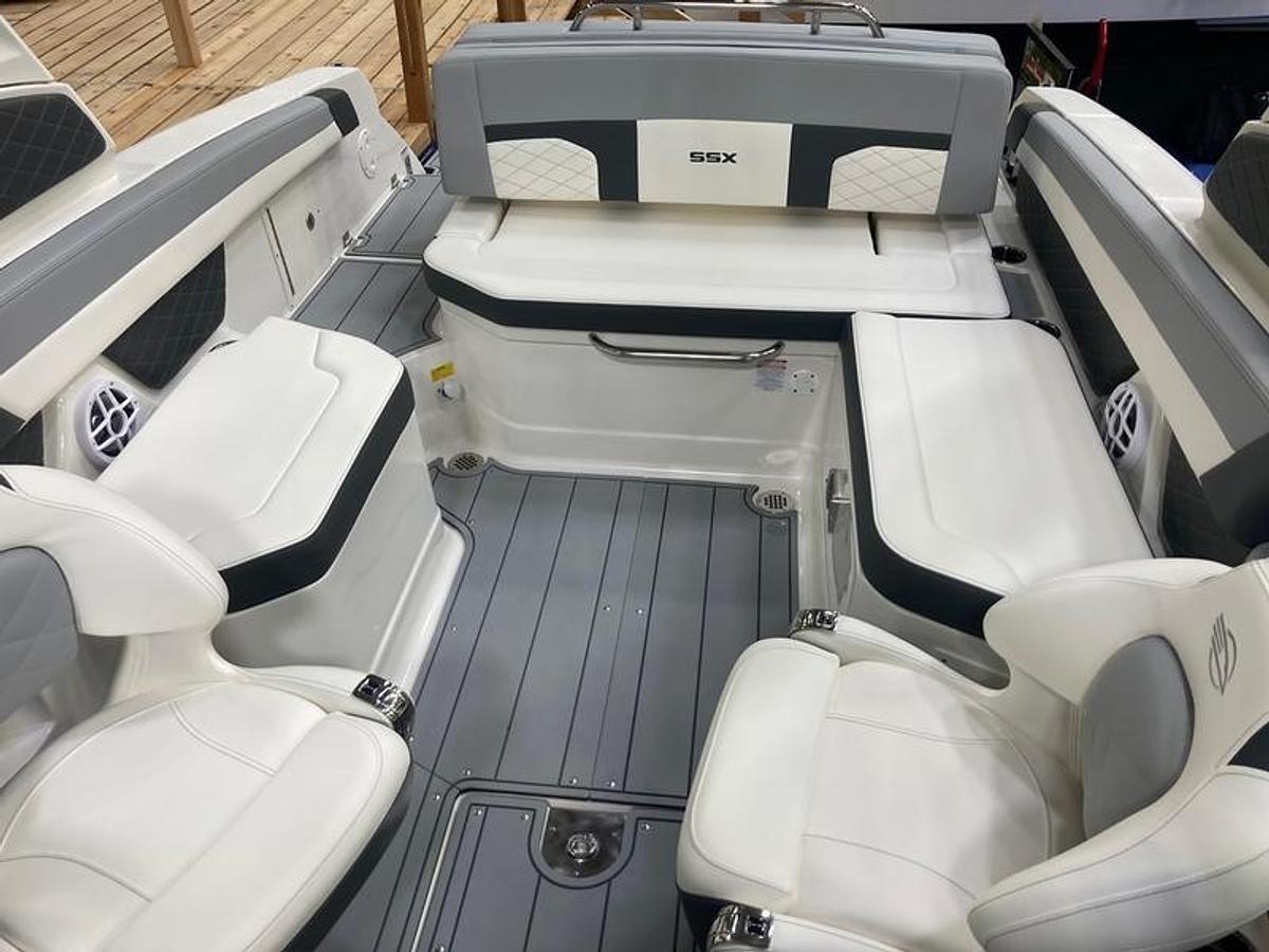 2025 Chaparral 267 SSX