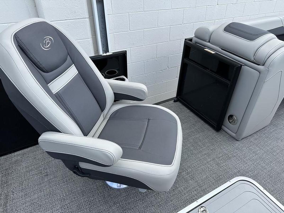 2025 Barletta Boats C22UC