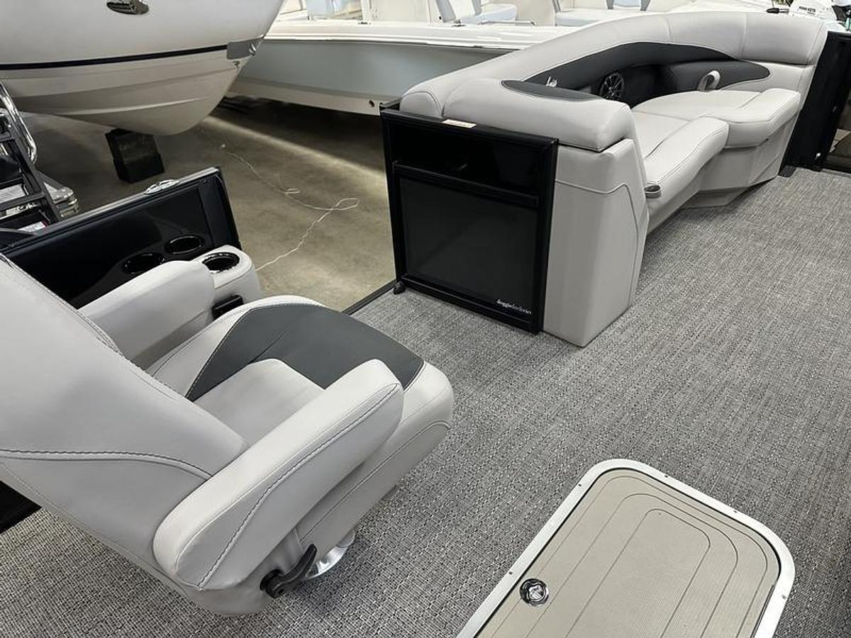 2025 Barletta Boats A22UC