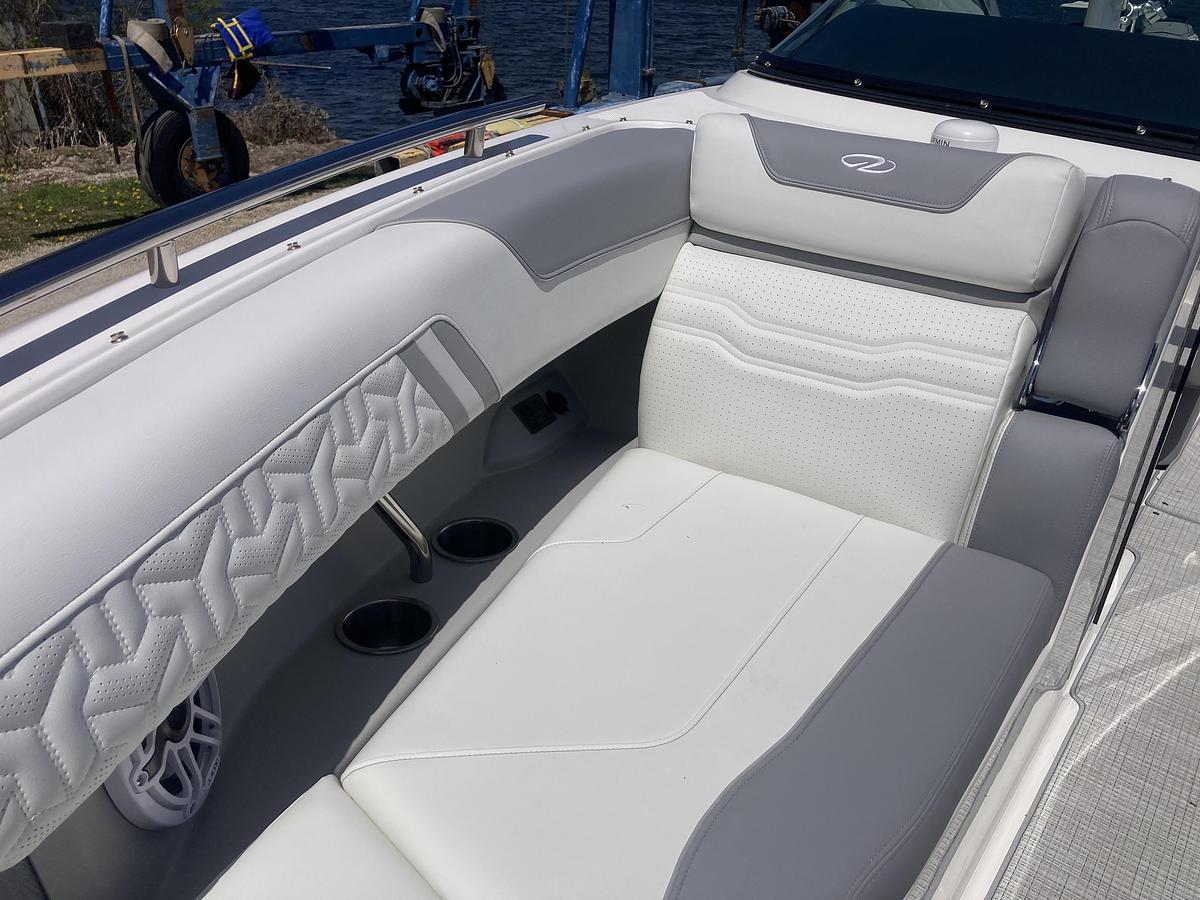 2026 Regal LS9 Surf