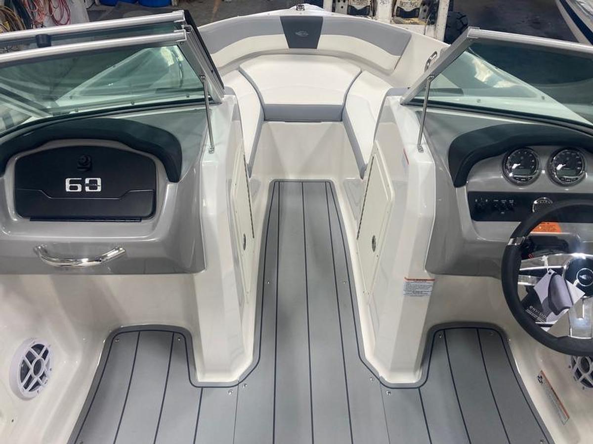 2025 Chaparral 19 SSI Outboard