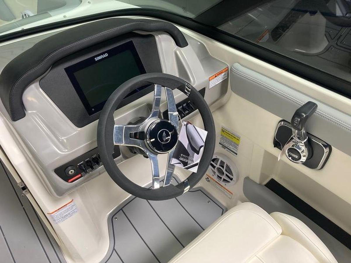 2025 Chaparral 21 SSi