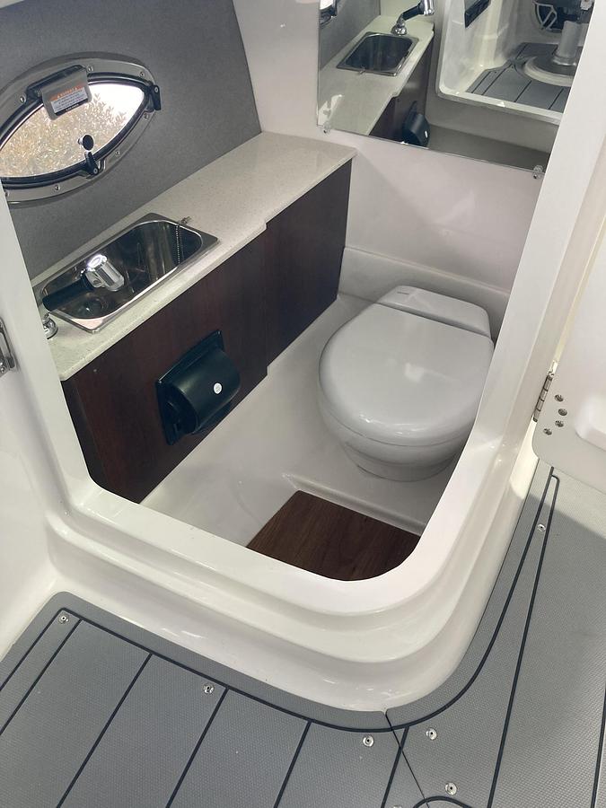 2026 Chaparral SSX 8