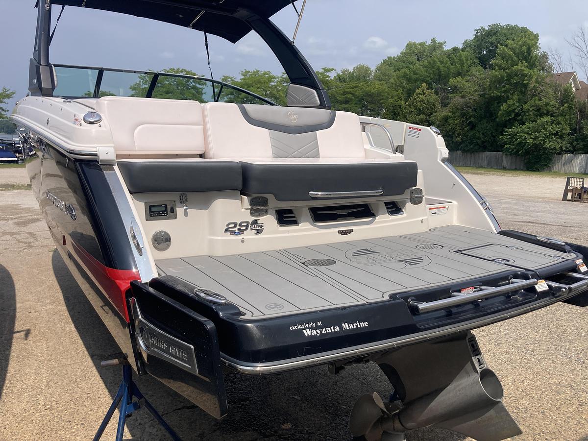 Used 2020 Chaparral 297 Surf