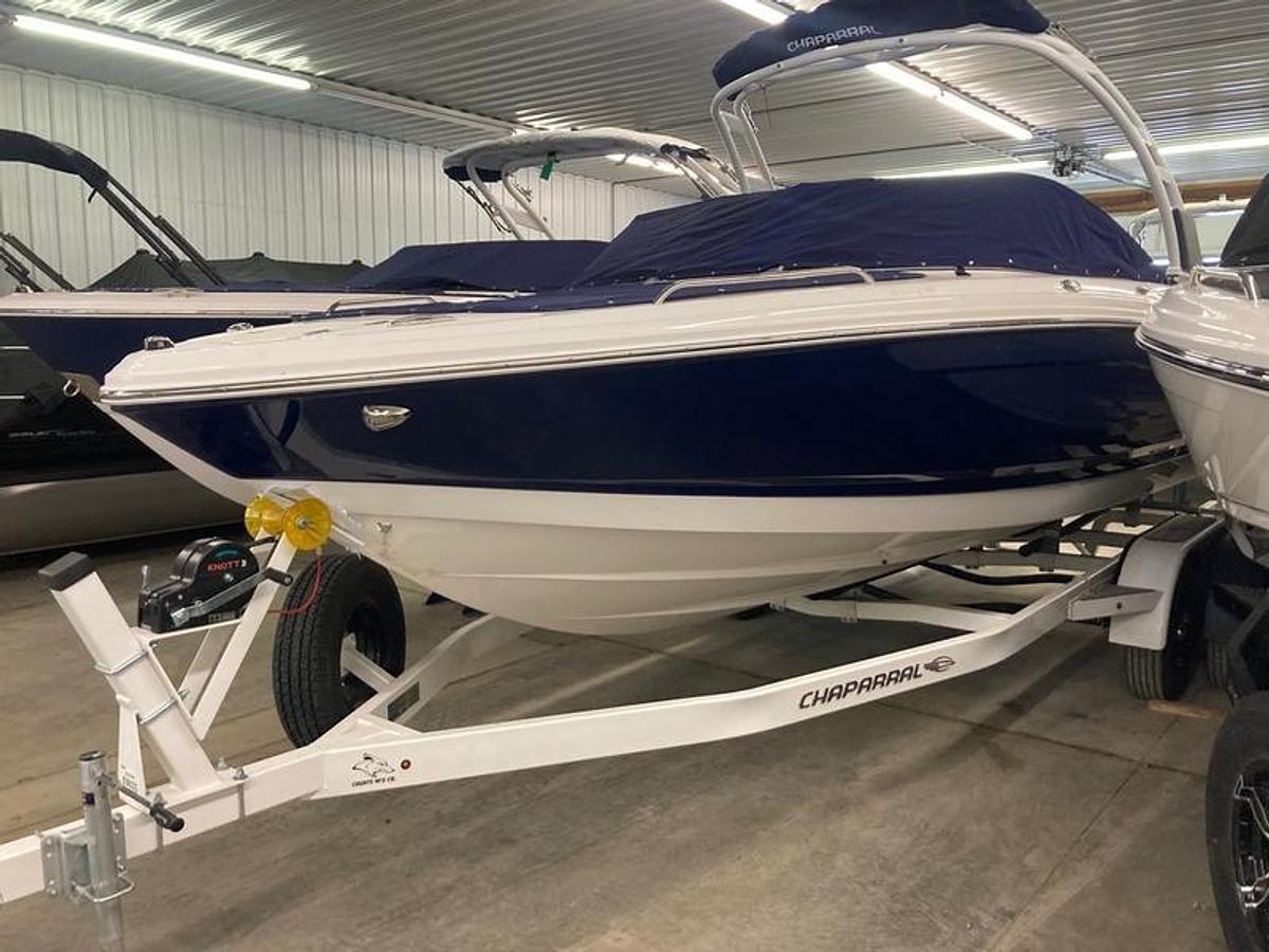 2024 Chaparral 23 Surf