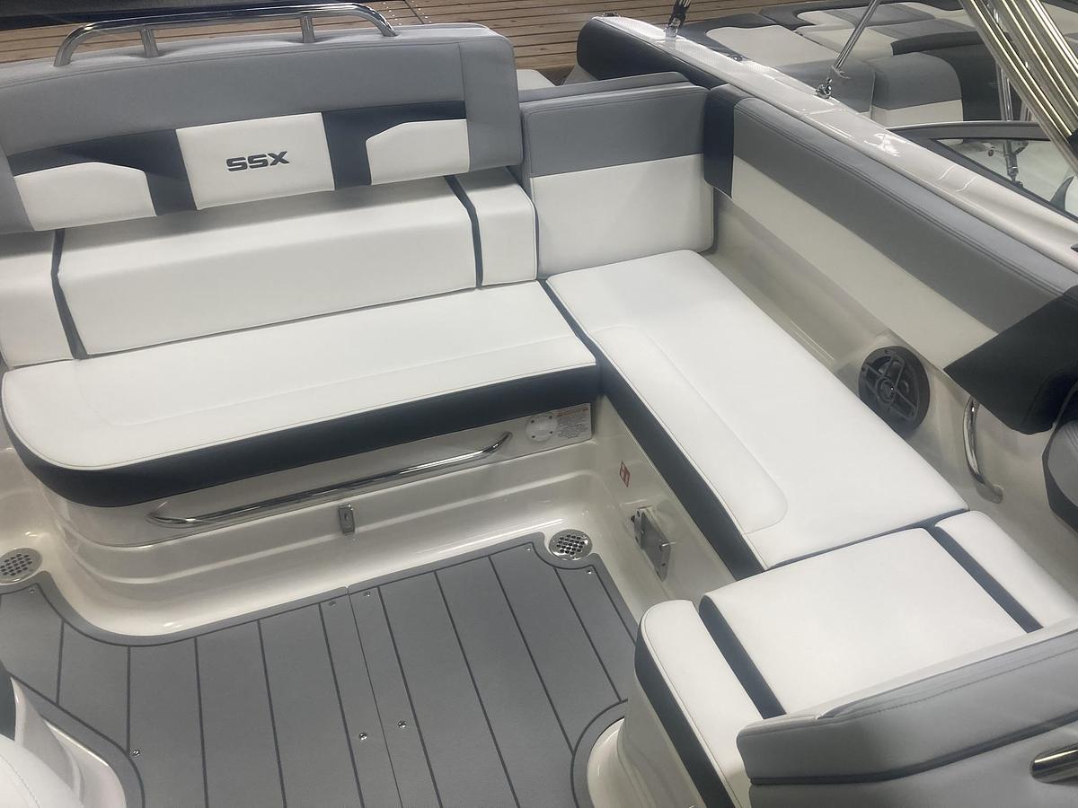 2026 Chaparral SSX 4